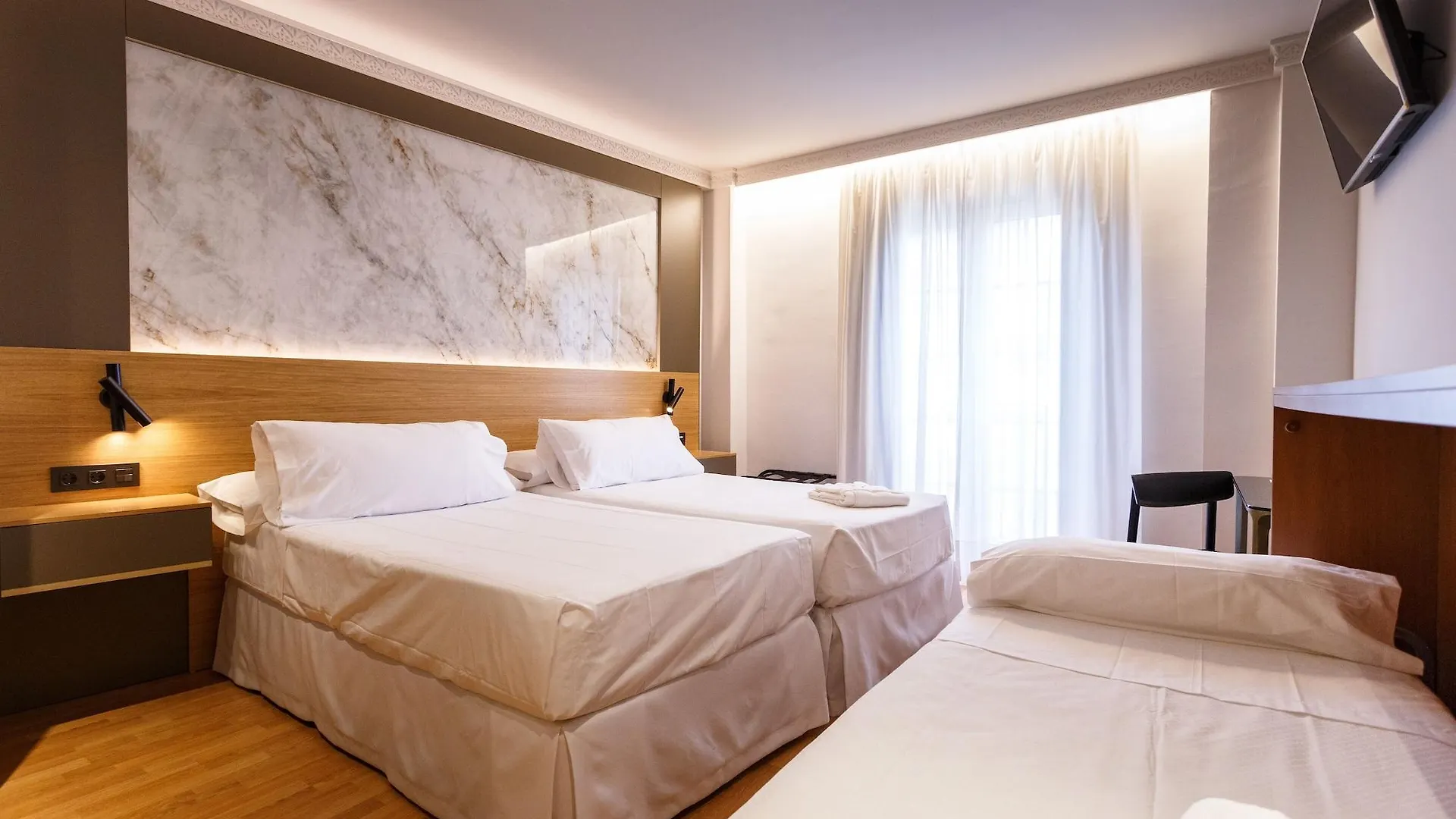 Hotel Dauro Premier Granada