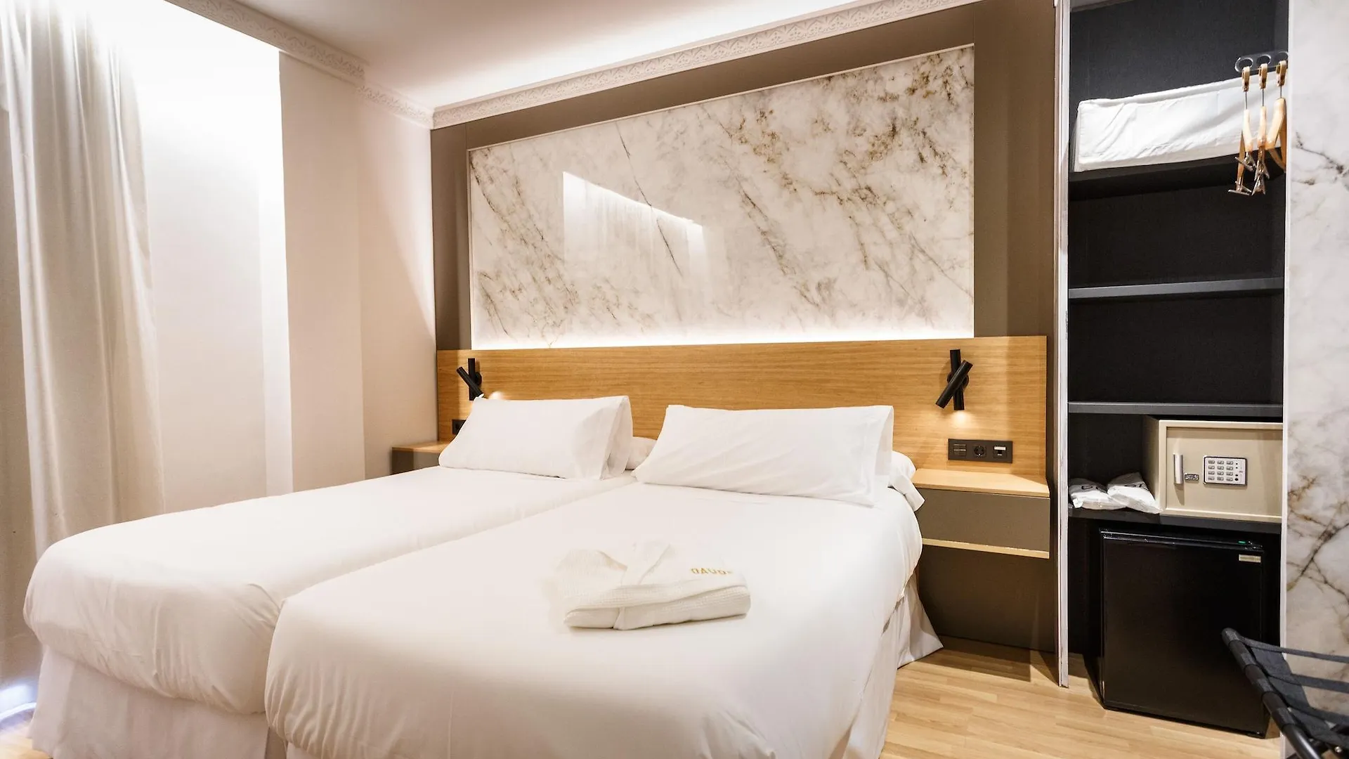 Hotel Dauro Premier Granada
